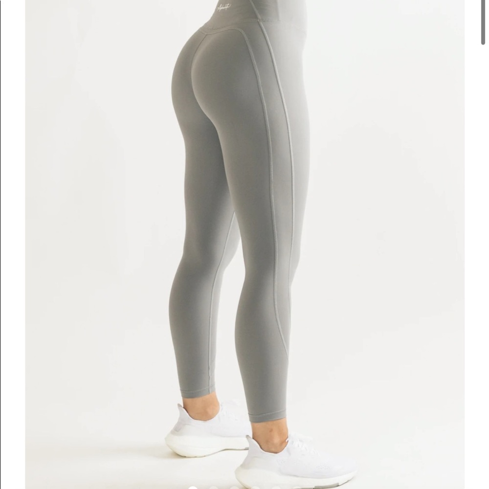 Alphalete Pulse Surge Leggings